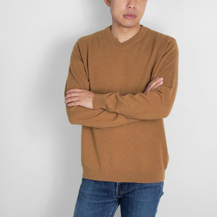カシミヤ100％メンズVネックセーター | Milestone公式オンラインストア