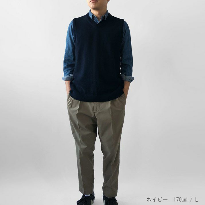 カシミヤ100％メンズVネックベスト | Milestone公式オンラインストア