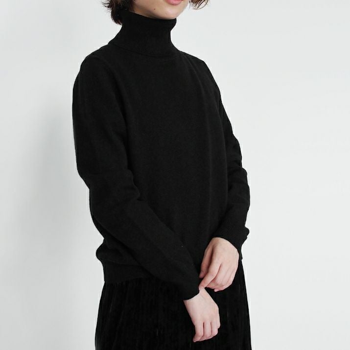 カシミヤ100%タートルネックセーター | Milestone公式オンラインストア