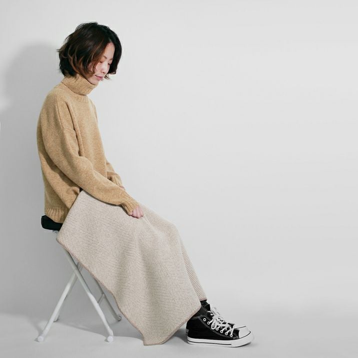 カシミヤ100％ヘリンボーン柄ブランケット | Milestone公式オンライン