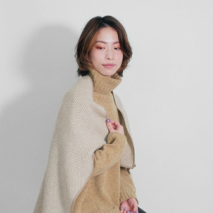 カシミヤ100％ヘリンボーン柄ブランケット | Milestone公式オンライン