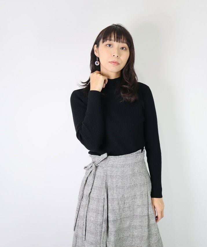 カシミヤ100％リブハイネックセーター | Milestone公式オンラインストア
